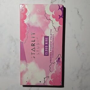 STARLIT Studio Cloud Nine Pressed Pigment Pallete.